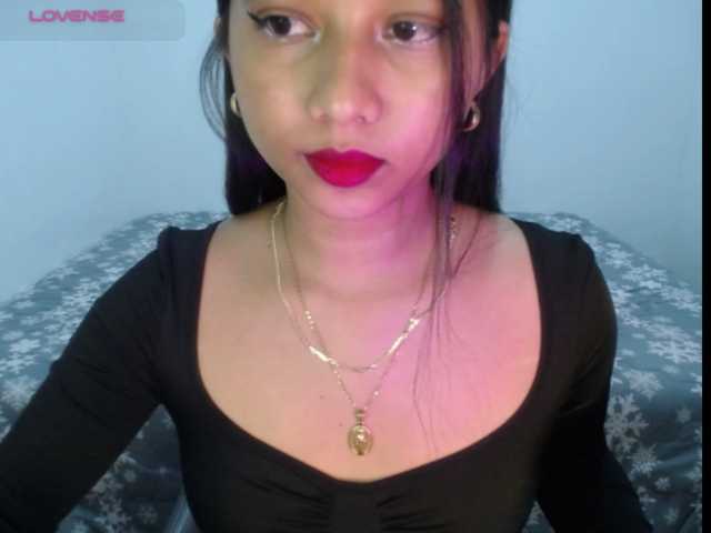 Mariestellah05 live cam preview