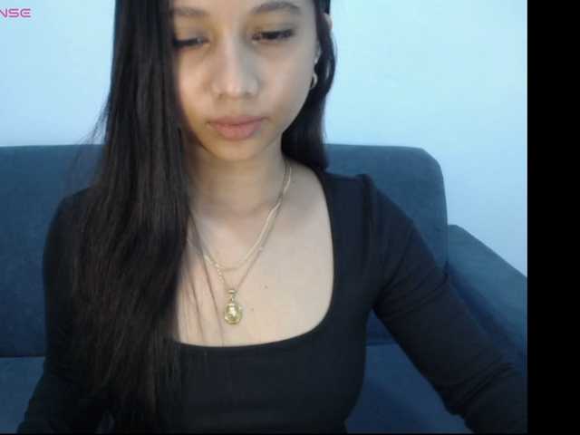Mariestellah05 live cam on BongaCams
