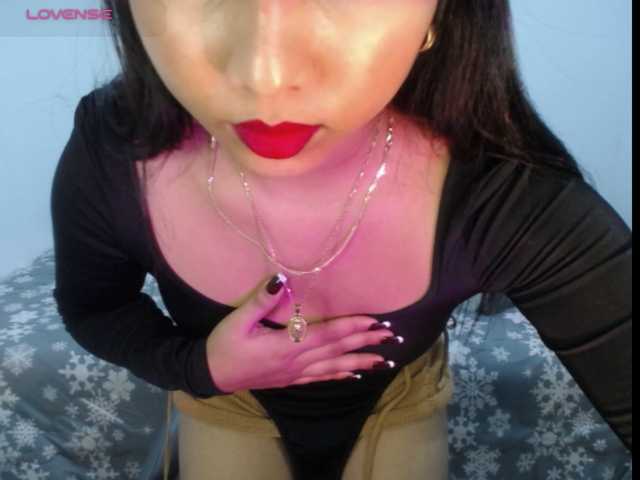 Mariestellah05 live cam preview