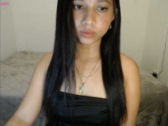 Mariestellah05 live cam on BongaCams