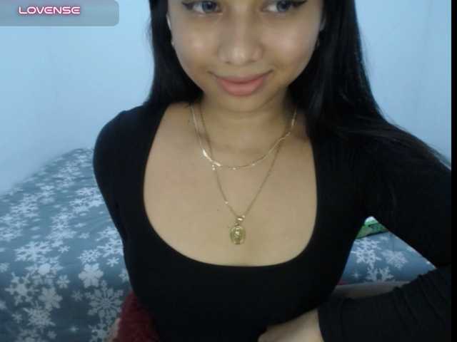 Mariestellah05 live cam on BongaCams