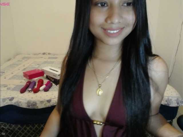 Mariestellah05 live cam on BongaCams