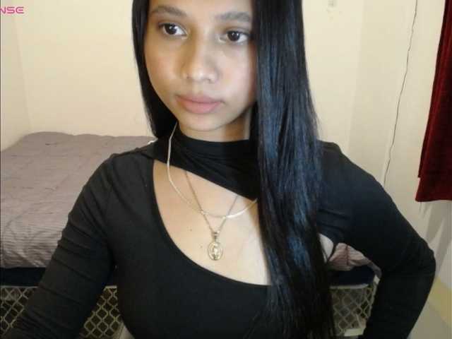 Mariestellah05 live cam on BongaCams