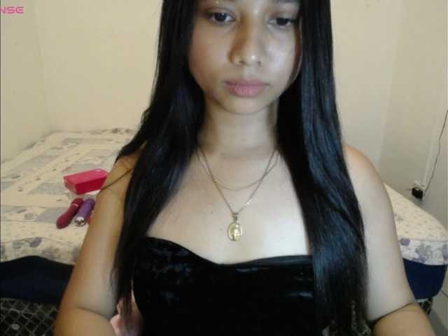 Mariestellah05 live cam on BongaCams