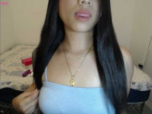 Mariestellah05 live cam on BongaCams