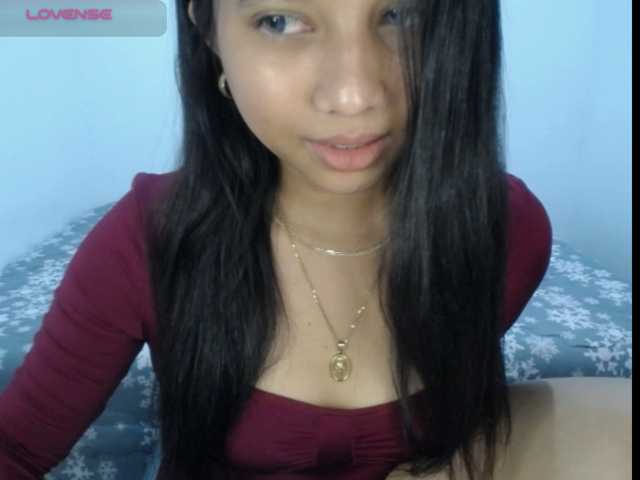 Mariestellah05 live cam on BongaCams