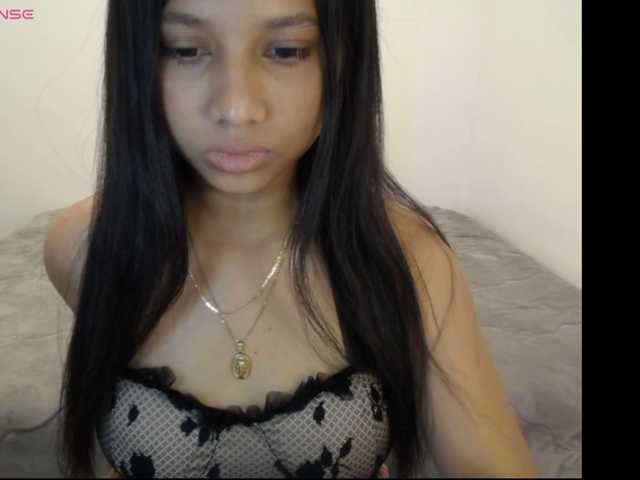 Mariestellah05 live cam on BongaCams