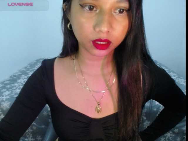 Mariestellah05 live cam on BongaCams