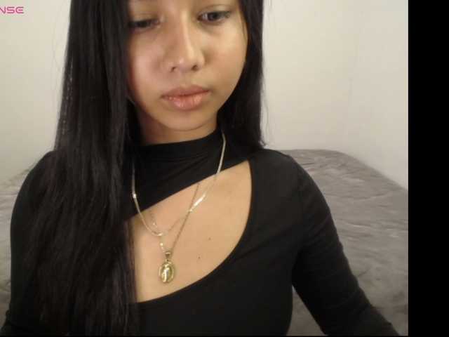 Mariestellah05 live cam on BongaCams