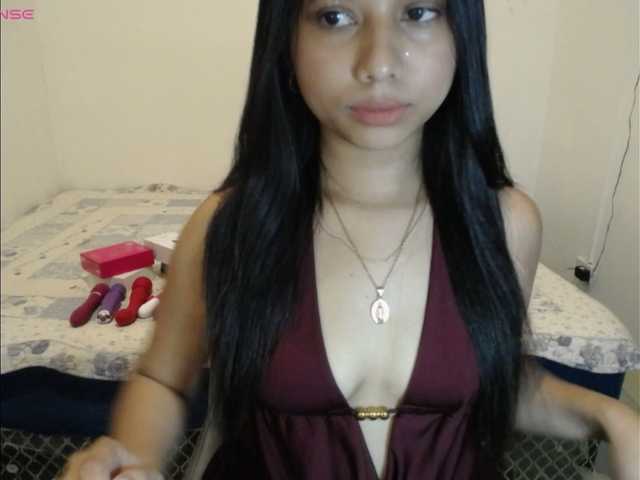 Mariestellah05 live cam on BongaCams