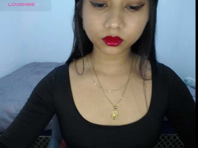 Mariestellah05 live cam on BongaCams