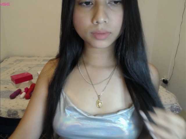 Mariestellah05 live cam on BongaCams