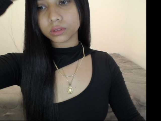 Mariestellah05 live cam on BongaCams