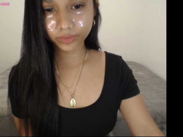 Mariestellah05 live cam on BongaCams