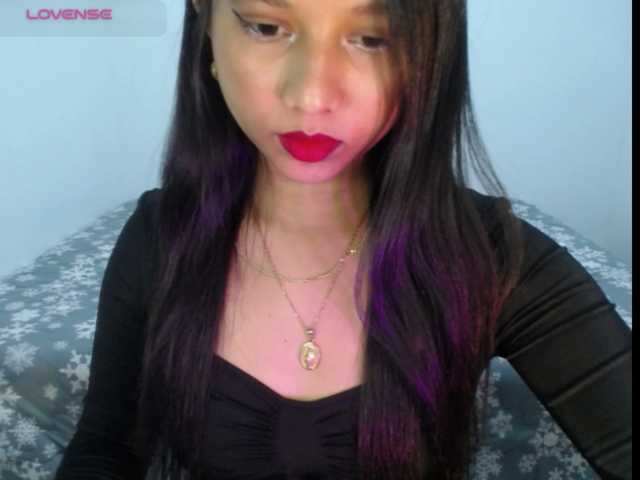 Mariestellah05 live cam on BongaCams