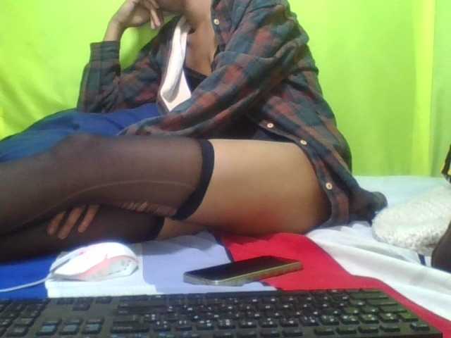Raissa-Suan live cam on BongaCams