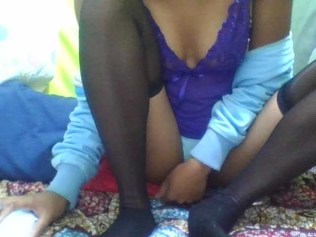 Raissa-Suan live cam on BongaCams