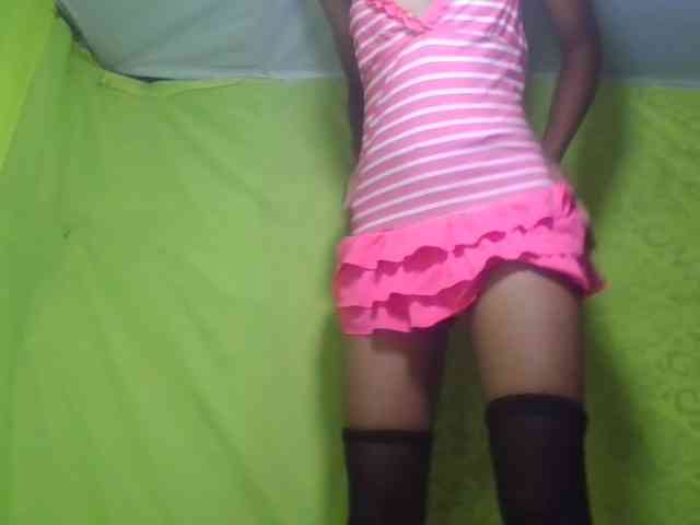 Raissa-Suan webcam