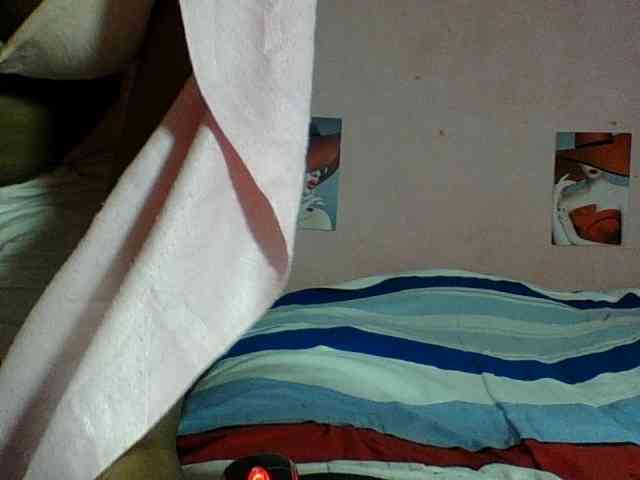 Raissa-Suan webcam