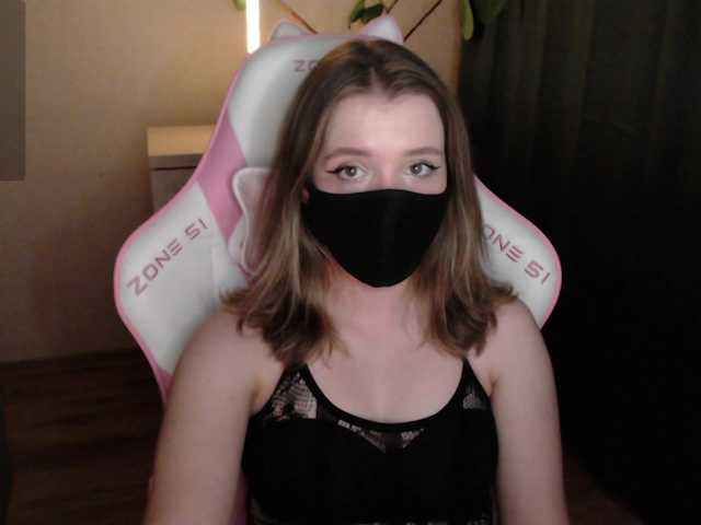 katydaisy live cam on BongaCams
