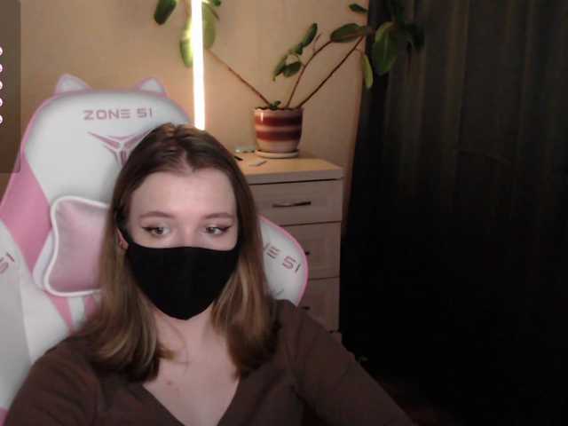 katydaisy live cam on BongaCams