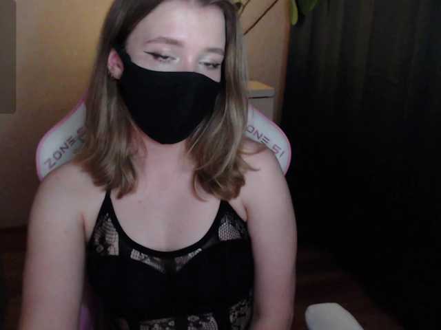 katydaisy live cam on BongaCams