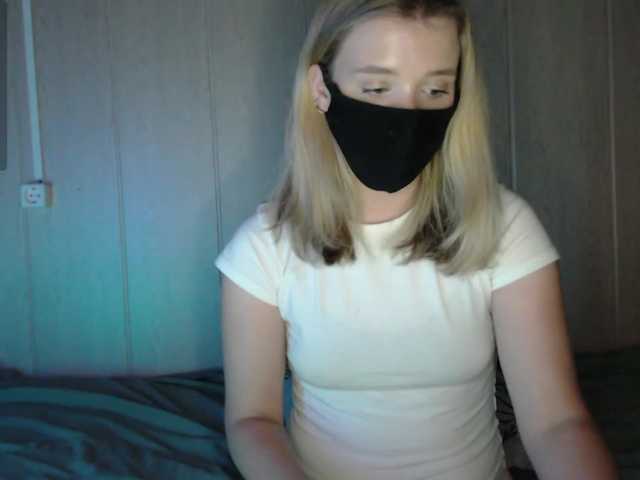 katydaisy live cam on BongaCams