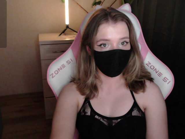 katydaisy live cam on BongaCams