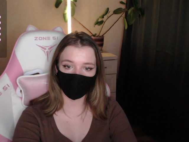 katydaisy live cam on BongaCams