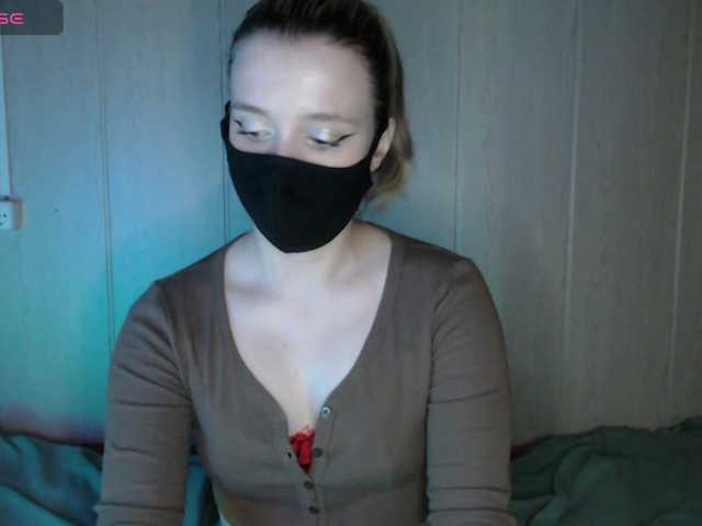 katydaisy live cam on BongaCams