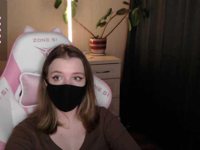 katydaisy live cam on BongaCams