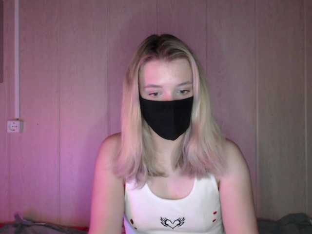 katydaisy live cam on BongaCams
