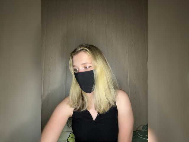 katydaisy live cam on BongaCams