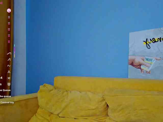 Emily-Lews webcam