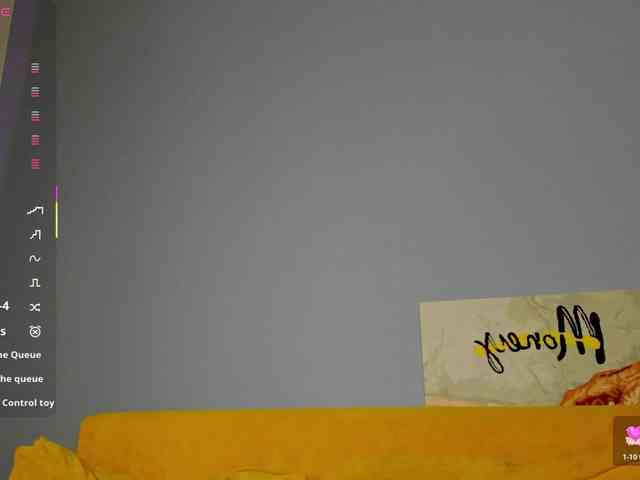 Emily-Lews webcam