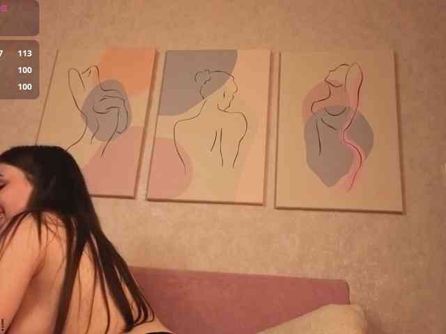 Emily-Lews webcam