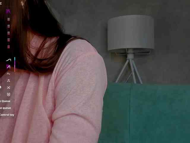 Emily-Lews webcam