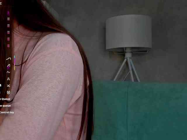 Emily-Lews webcam