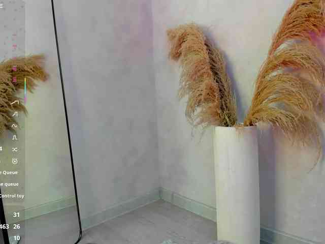 Emily-Lews webcam