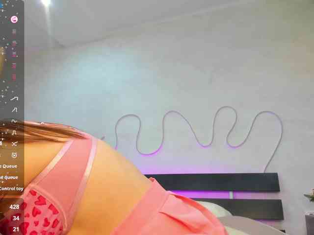 Emily-Lews webcam