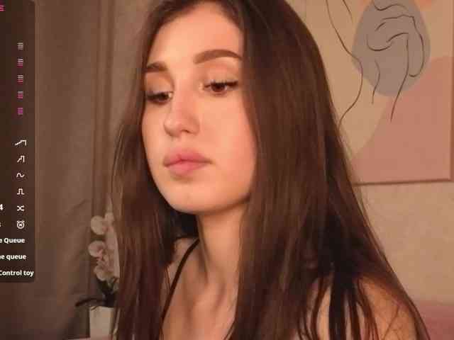 Emily-Lews webcam