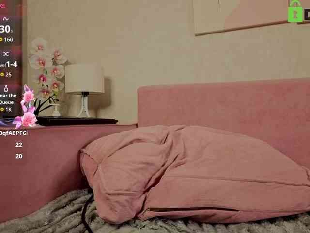 Emily-Lews webcam