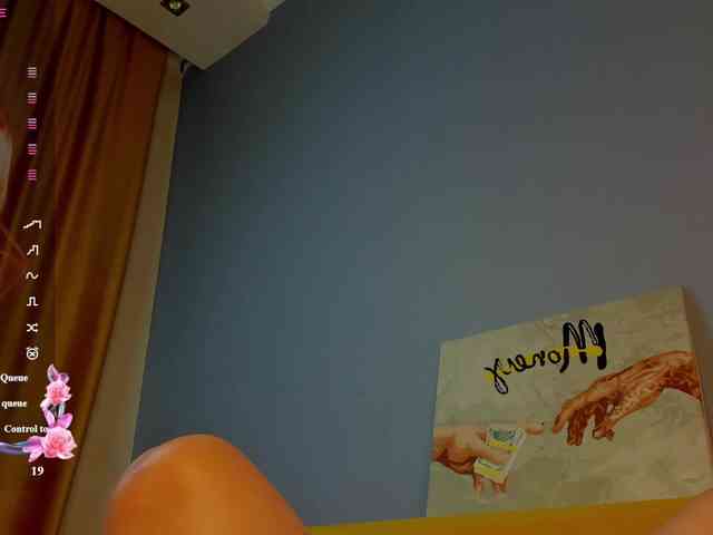 Emily-Lews webcam
