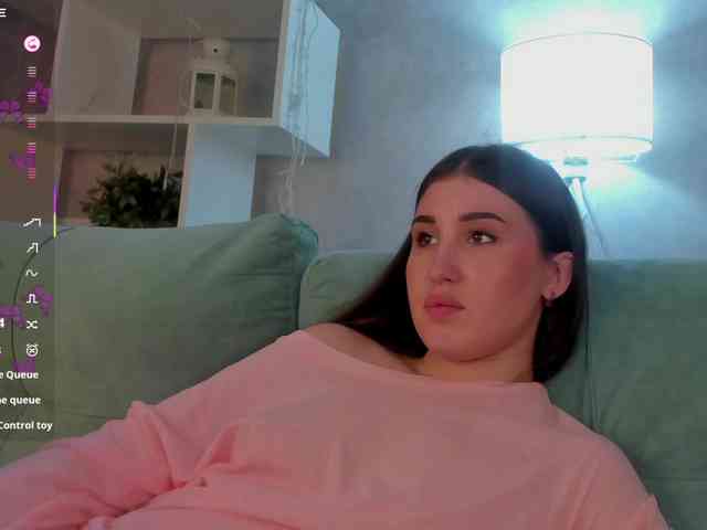 Emily-Lews webcam