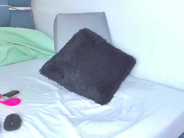 madelinsquit live cam on BongaCams