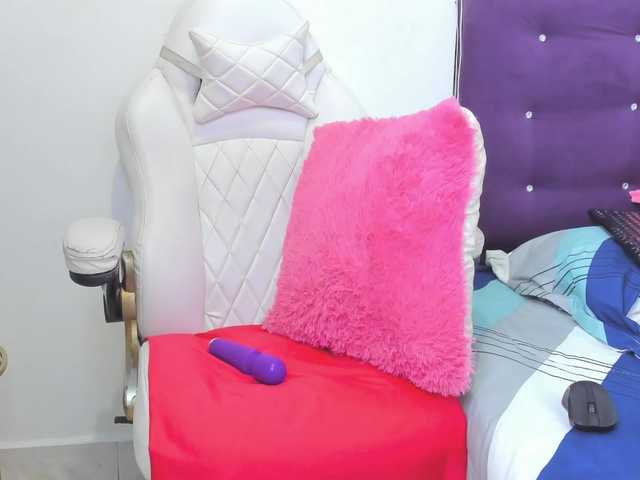 madelinsquit live cam on BongaCams