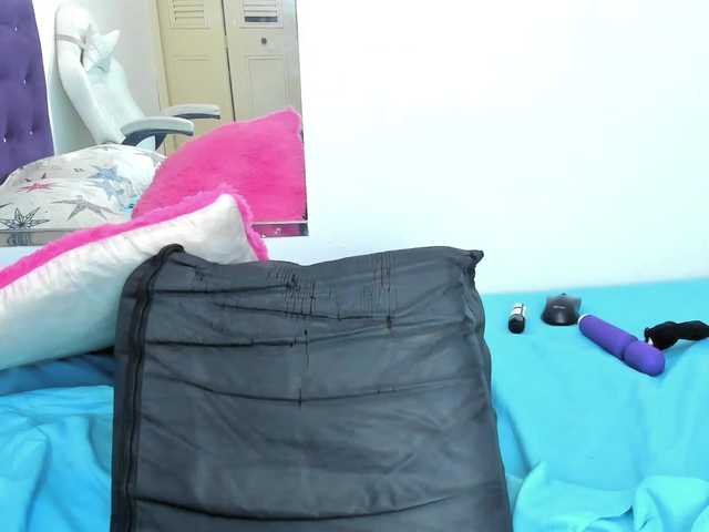 madelinsquit live cam on BongaCams