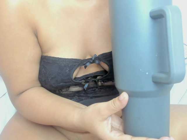 madelinsquit's BongaCams show and profile