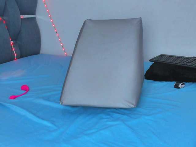 madelinsquit live cam on BongaCams