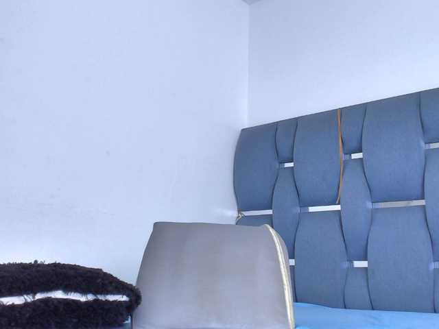 madelinsquit live cam on BongaCams